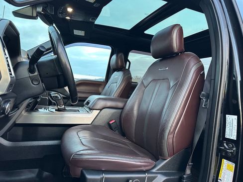 Used 2016 Ford F150 Platinum w/ Equipment Group 701A Luxury image 2