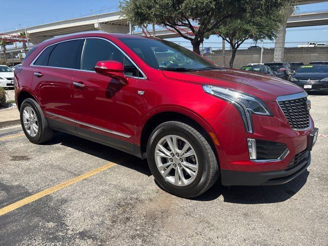 Used 2023 Cadillac XT5 Luxury w/ LPO, Floor Liner Package FWD image 6