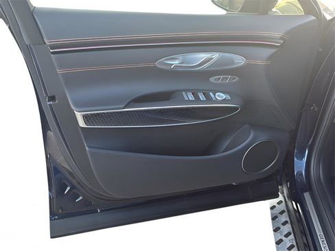 New 2026 Genesis GV70 3.5T Sport Prestige AWD/4WD image 23