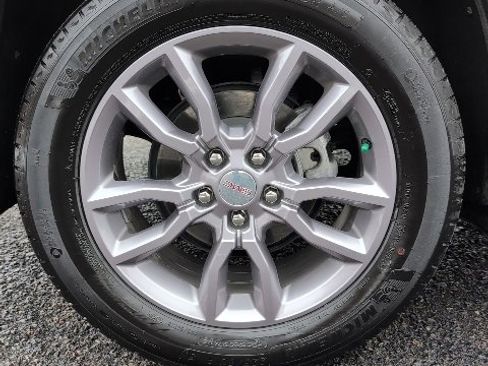 Used 2023 GMC Terrain SLT w/ LPO, Floor Liner Package image 8