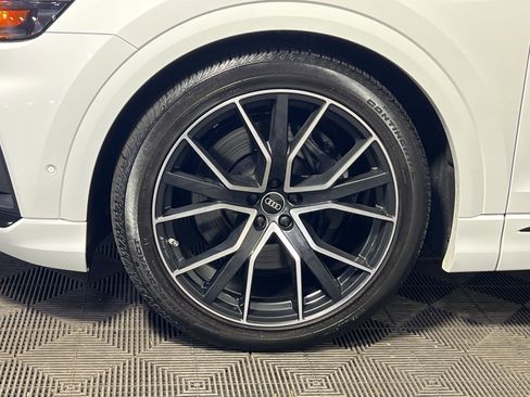 Used 2022 Audi SQ8 Prestige image 12