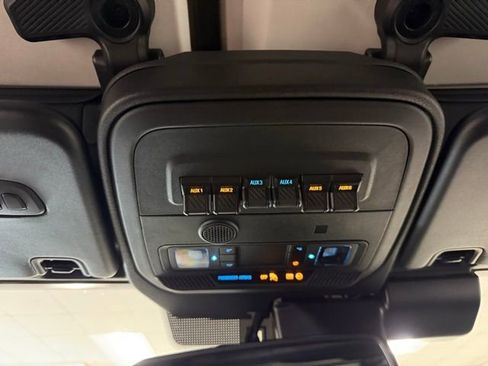 New 2025 Ford Bronco Raptor w/ Interior Carbon Fiber Pack image 19