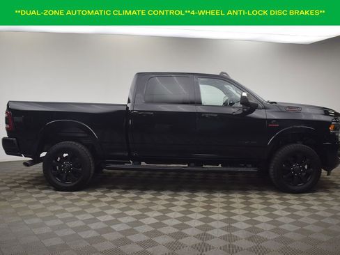 Used 2020 RAM 2500 Laramie w/ Night Edition image 15