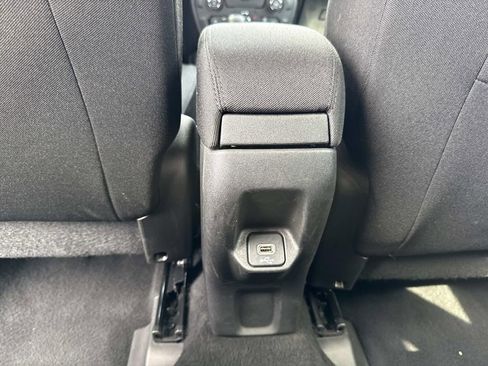 Used 2020 Jeep Renegade Latitude image 18