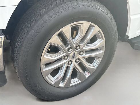 Used 2024 Ford F150 Lariat w/ Equipment Group 502A High AWD/4WD image 33