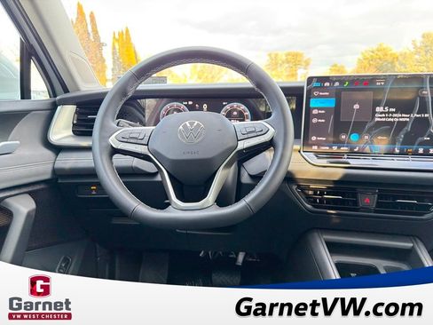 New 2026 Volkswagen Tiguan SE image 13