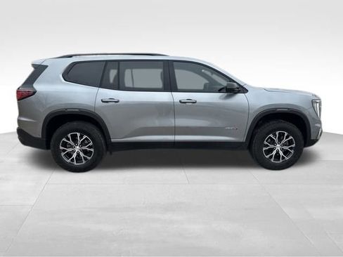 Used 2025 GMC Acadia AT4 w/ Super Cruise Package image 9