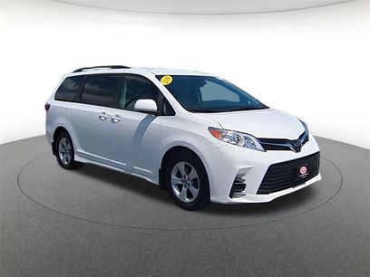 Used 2018 Toyota Sienna LE