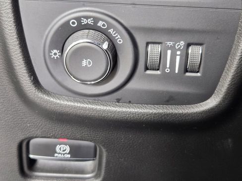 Used 2022 Jeep Grand Cherokee L Limited w/ Luxury Tech Group II AWD/4WD image 22
