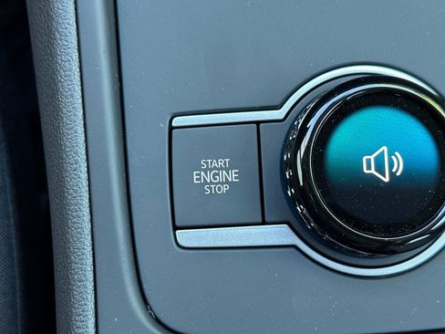 New 2026 Volkswagen Tiguan S image 21