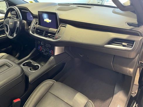 Used 2022 Chevrolet Tahoe Premier w/ Premium Package image 36