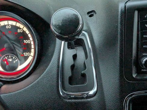 Used 2014 Dodge Grand Caravan R/T w/ Safety Sphere Group image 12