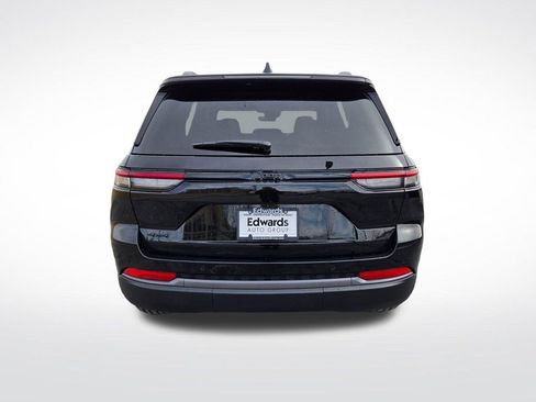 New 2026 Jeep Grand Cherokee Limited w/ Limited Altitude Package AWD/4WD image 5