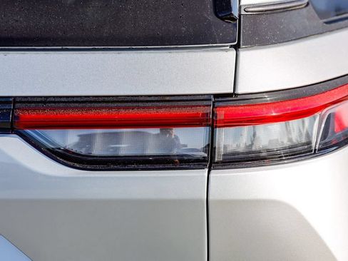 New 2026 Jeep Grand Cherokee Altitude RWD image 10