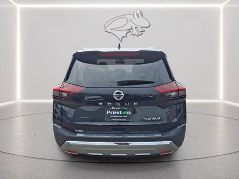Used 2021 Nissan Rogue Platinum FWD image 4
