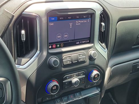 Used 2022 Chevrolet Silverado 1500 RST w/ Z71 Off-Road Package AWD/4WD image 30