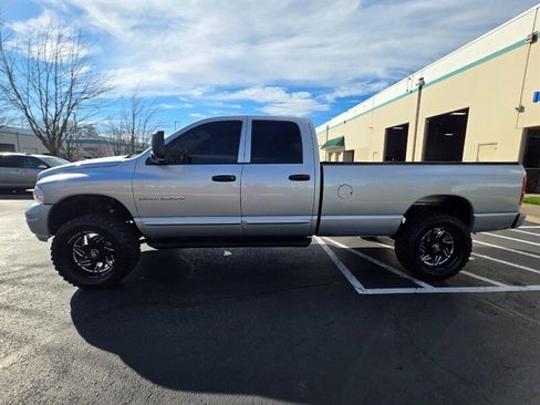 Used 2005 Dodge Ram 2500 Truck SLT image 3