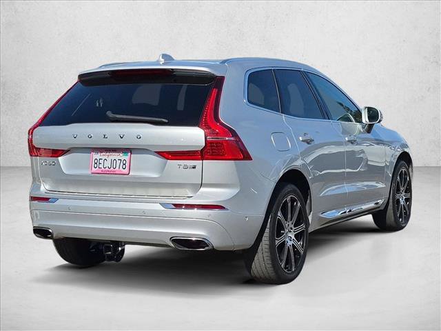 Used 2018 Volvo XC60 T8 Inscription w/ Luxury Seat Package AWD/4WD image 5
