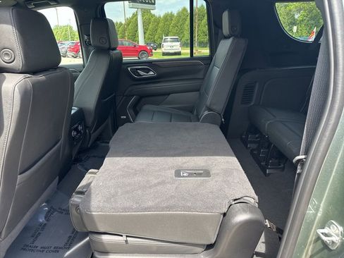 Used 2024 Chevrolet Suburban LT AWD/4WD image 22