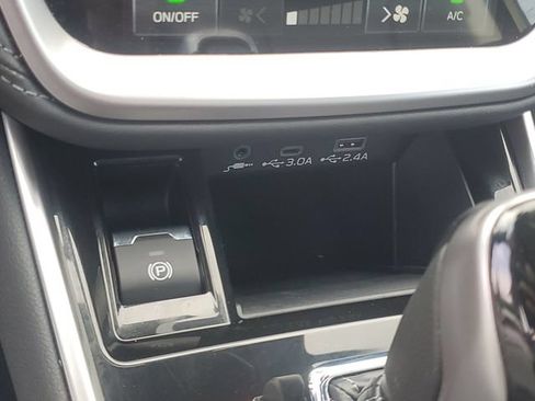 Certified 2024 Subaru Outback Touring XT AWD/4WD image 30