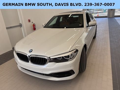Used 2019 BMW 530i w/ Convenience Package image 3