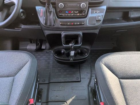 Used 2025 RAM ProMaster 2500 w/ Safety Group FWD image 21