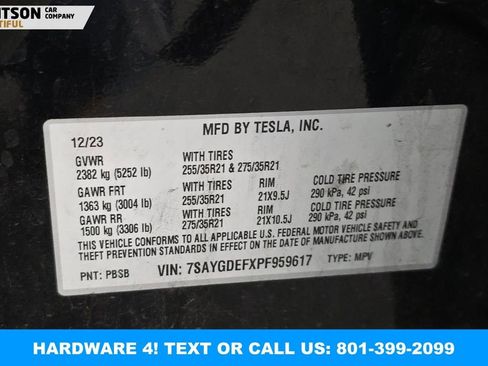 Used 2023 Tesla Model Y Performance image 12