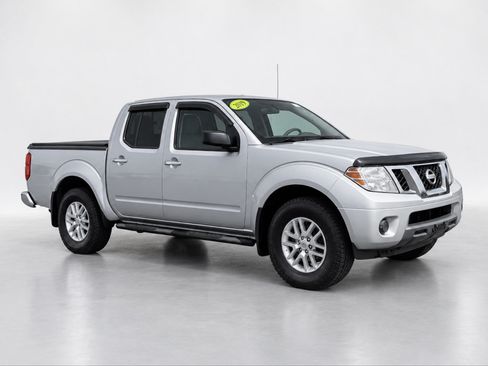 Used 2019 Nissan Frontier SV AWD/4WD image 7