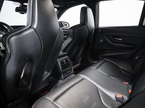 Used 2018 BMW M3 image 45