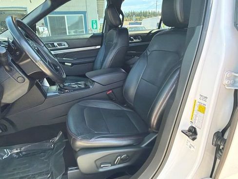 Used 2018 Ford Explorer Sport w/ Equipment Group 401A AWD/4WD image 21