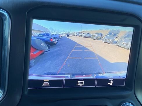 Used 2022 GMC Sierra 2500 AT4 image 38