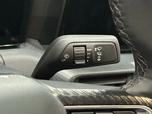 Used 2025 Ford Mustang Coupe image 20