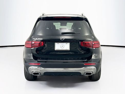 Certified 2025 Mercedes-Benz GLB 250 image 6