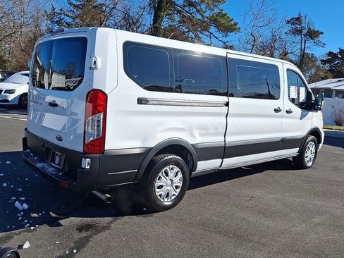 Used 2022 Ford Transit 350 XLT image 9