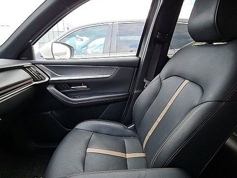 Used 2024 MAZDA CX-90 Plug-In Hybrid w/ Premium Plus image 12