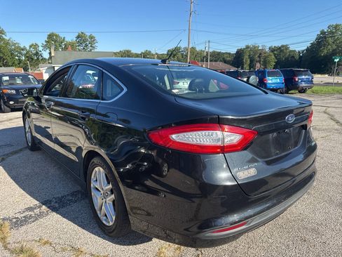 Used 2014 Ford Fusion SE w/ Equipment Group 202A FWD image 5