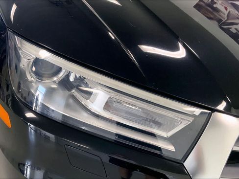 Used 2019 Audi Q5 2.0T Premium AWD/4WD image 28