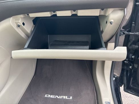 Used 2019 GMC Acadia Denali AWD/4WD image 34