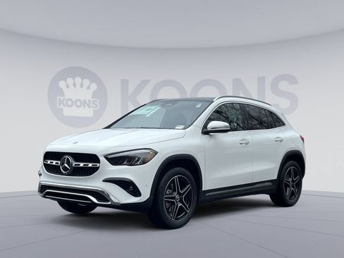 Certified 2026 Mercedes-Benz GLA 250 4MATIC image 1