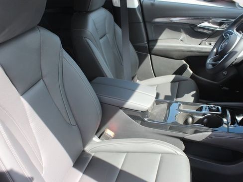 New 2025 Buick Envision Preferred image 24