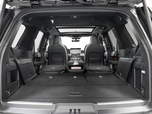 Used 2022 Lincoln Navigator Black Label image 24