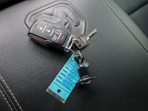 Used 2025 RAM 1500 Laramie image 36