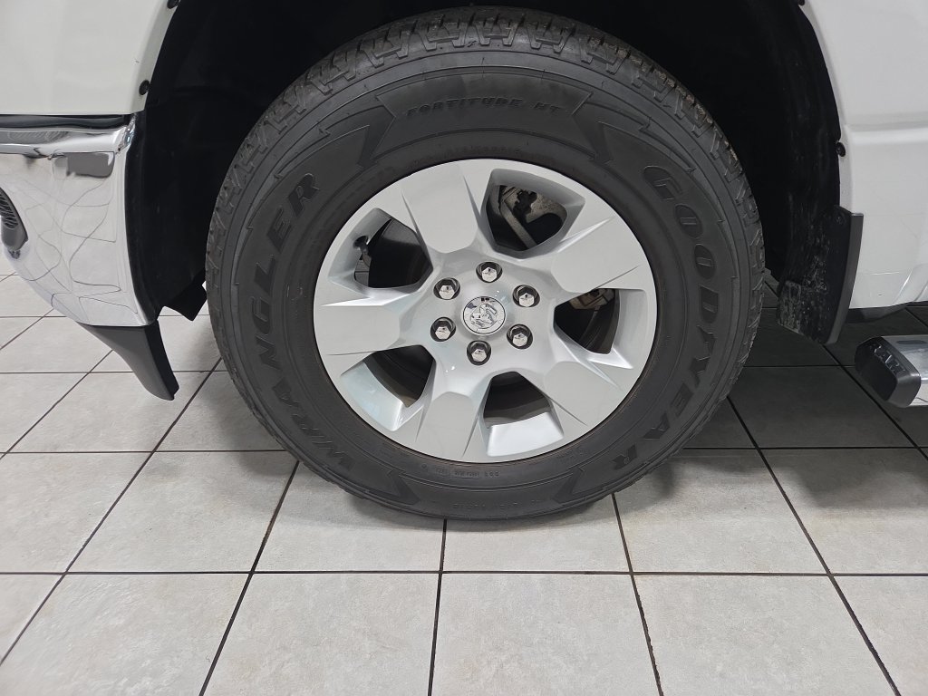 Used 2024 RAM 1500 Big Horn AWD/4WD image 43