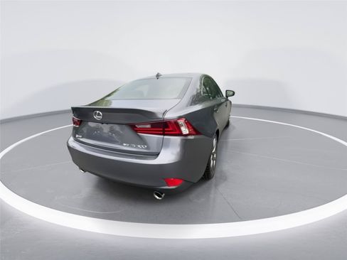 Used 2016 Lexus IS 300 AWD image 7