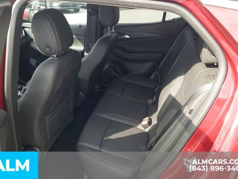 Used 2024 Buick Encore GX Sport Touring image 18