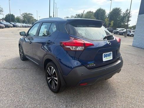 Used 2020 Nissan Kicks SR FWD image 3