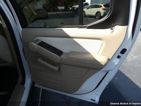 Used 2010 Ford Explorer Sport Trac XLT image 55