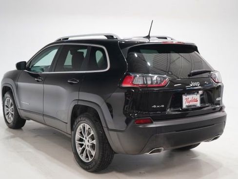 Used 2021 Jeep Cherokee Latitude Lux w/ Mopar Interior Package image 6