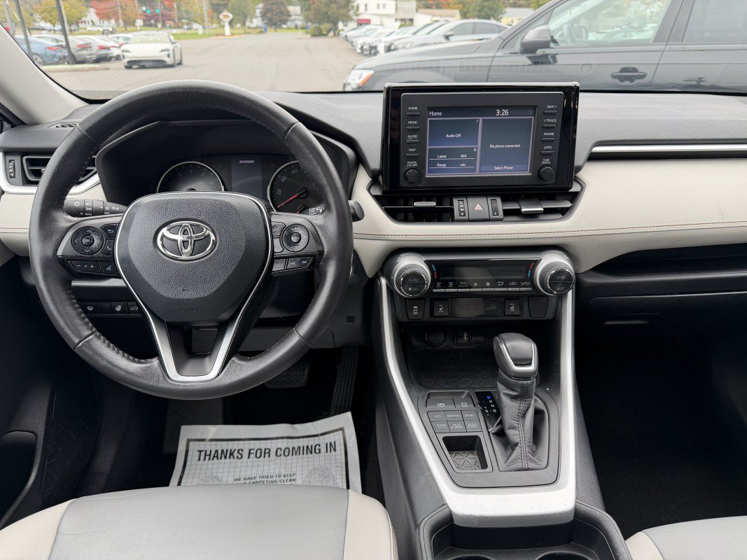 Used 2019 Toyota RAV4 XLE Premium w/ Cold Weather Package AWD/4WD image 28