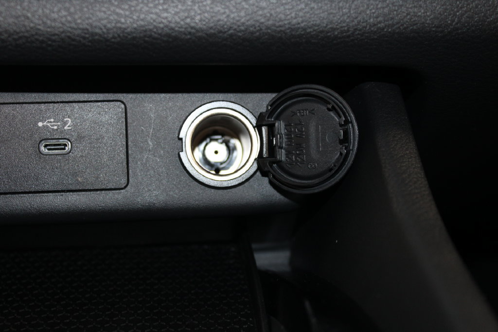 Used 2026 Nissan Rogue SV w/ Cold Weather Package FWD image 46
